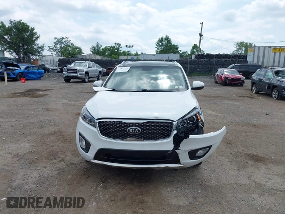 2018 Kia Sorento SX Limited with VIN 5XYPKDA55JG429852, listed as a IAAI auction lot 42823592 with 84,317 mi miles and . Bid and sale history available at DreamBid. Image 13.