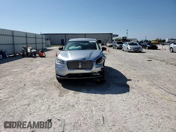 2022 Lincoln Corsair Standard with VIN 5LMCJ1C9XNUL25337, listed as a Copart auction lot 48979155 with 26,811 mi miles and Non repairable. Bid and sale history available at DreamBid. Image 15.