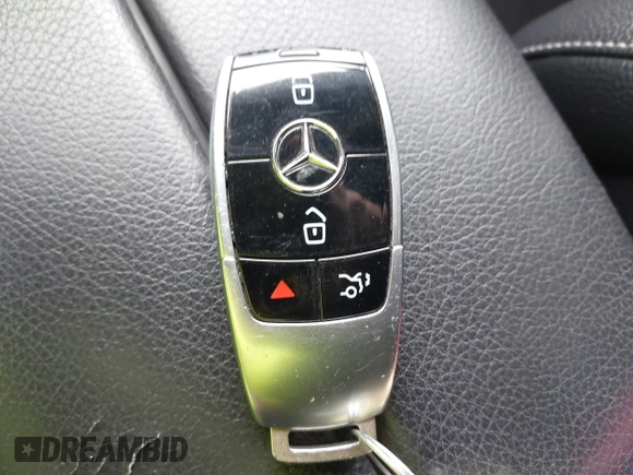 2017 Mercedes-Benz E 300 Luxury with VIN WDDZF4KB3HA084967, listed as a IAAI auction lot 42281964 with 77,270 mi miles and . Bid and sale history available at DreamBid. Image 11.
