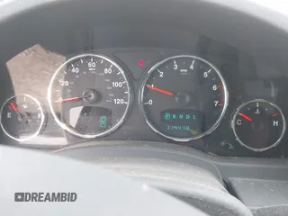 2008 Jeep Liberty Limited z VIN 1J8GN58K48W160791, wystawiony jako IAAI lot #42391206 z przebiegiem 114 438 mil mil oraz . Historia ofert i sprzedaży dostępna na DreamBid. Obrazek 7.