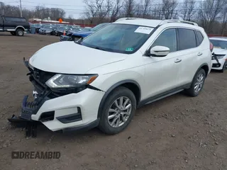 2018 Nissan Rogue SV with VIN KNMAT2MV7JP598545, listed as a IAAI auction lot 41719074 with 173,395 mi miles. Bid and sale history available at carsss.com. Image 2.