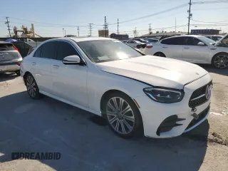 2022 Mercedes-Benz E-Class E 350 with VIN W1KZF8DB7NB027441, listed as a Copart auction lot 46950435 with 46,186 mi miles and Salvage Title. Bid and sale history available at carsss.com. Image 4.