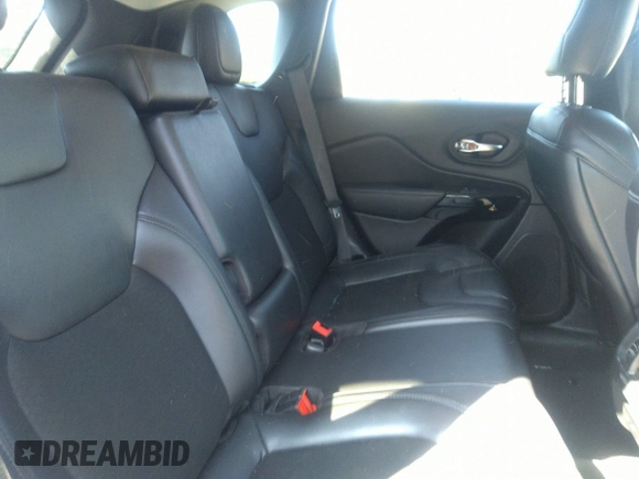 2020 Jeep Cherokee Latitude Plus with VIN 1C4PJLLB7LD581696, listed as a IAAI auction lot 40094839 with 55,576 mi miles. Bid and sale history available at carsss.com. Image 8.