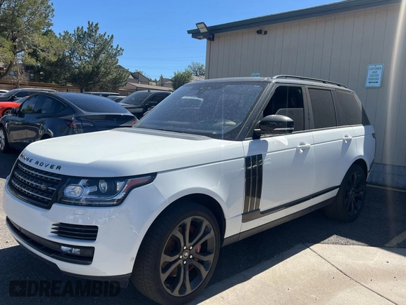 2017 Land Rover Range Rover z VIN SALGW2FE9HA351421, wystawiony jako Copart lot #72602724 z przebiegiem 80 494 mil mil oraz Czysty tytuł • Clean title. Historia ofert i sprzedaży dostępna na DreamBid. Obrazek 2.
