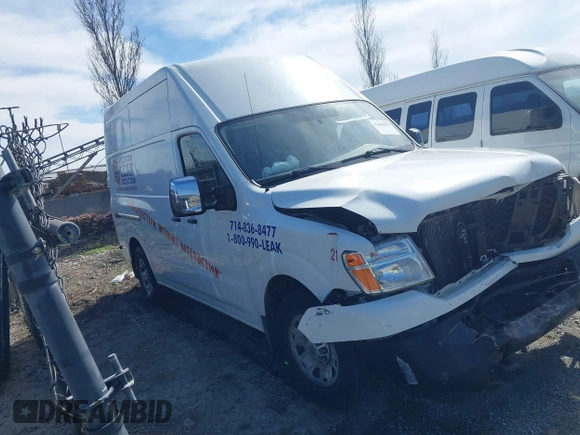 2015 Nissan NV S with VIN 1N6AF0LX6FN801701, listed as a IAAI auction lot 42000879 with 205,326 mi miles. Bid and sale history available at carsss.com. Image 13.