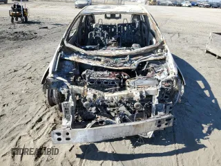 2015 Toyota Prius Four с VIN JTDKN3DU0F1939614, выставлен на аукционе Copart как лот 63700445 с пробегом Не указан миль и На запчасти • Non repairable. История ставок и продаж доступна на DreamBid. Изображение 5.