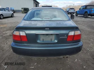 1996 Honda Accord Value with VIN 1HGCD5699TA207734, listed as a Copart auction lot 45049365 with 269,491 mi miles and Salvage Title. Bid and sale history available at DreamBid. Image 6.