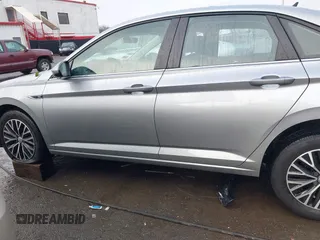 2019 Volkswagen Jetta SEL with VIN 3VWEB7BUXKM199094, listed as a IAAI auction lot 41083949 with 38,083 mi miles and . Bid and sale history available at DreamBid. Image 14.
