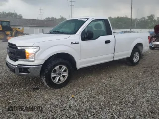 2018 Ford F-150 XL with VIN 1FTMF1CB5JKF89264, listed as a Copart auction lot 62482135 with 136,251 mi miles and Salvage title. Bid and sale history available at DreamBid. Image 1.