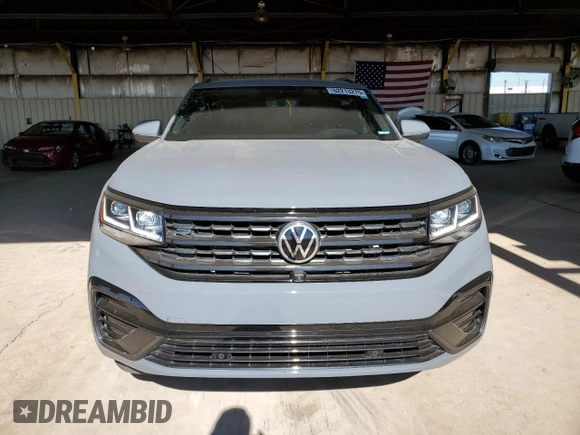 2021 Volkswagen Atlas SEL Premium R-Line z VIN 1V2FE2CAXMC219210, wystawiony jako Copart lot #62213275 z przebiegiem 43 170 mil mil oraz Szkoda całkowita • Salvage title. Historia ofert i sprzedaży dostępna na DreamBid. Obrazek 5.