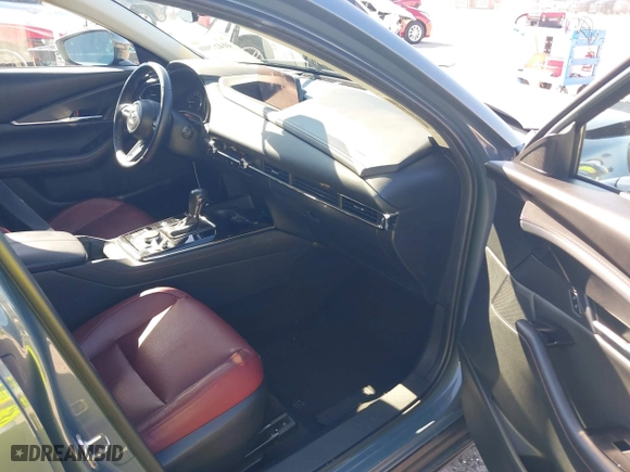 2022 Mazda CX-30 2.5 S Preferred Package with VIN 3MVDMBCL4NM416546, listed as a IAAI auction lot 41429080 with 28,430 mi miles. Bid and sale history available at carsss.com. Image 5.