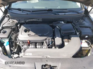 2016 Hyundai Sonata Sport with VIN 5NPE34AF8GH379592, listed as a IAAI auction lot 41964780 with 117,907 mi miles and . Bid and sale history available at DreamBid. Image 10.