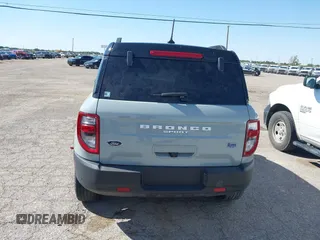 2021 Ford Bronco Sport Outer Banks z VIN 3FMCR9C63MRA26861, wystawiony jako IAAI lot #42204890 z przebiegiem 88 256 mil mil oraz . Historia ofert i sprzedaży dostępna na DreamBid. Obrazek 16.