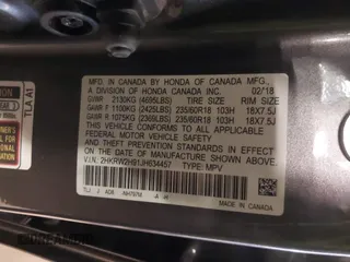 2018 Honda CR-V Touring with VIN 2HKRW2H91JH634457, listed as a IAAI auction lot 41697658 with 101,878 mi miles. Bid and sale history available at carsss.com. Image 9.