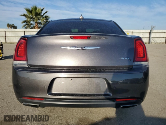2017 Chrysler 300 S with VIN 2C3CCABG2HH635589, listed as a Copart auction lot 48193895 with 89,193 mi miles and Salvage Title. Bid and sale history available at DreamBid. Image 6.