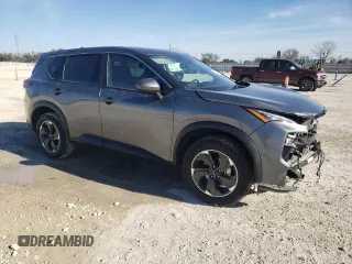 2024 Nissan Rogue SV z VIN 5N1BT3BA6RC674555, wystawiony jako Copart lot #42146265 z przebiegiem 28 124 mil mil oraz Szkoda całkowita • Salvage title. Historia ofert i sprzedaży dostępna na DreamBid. Obrazek 4.