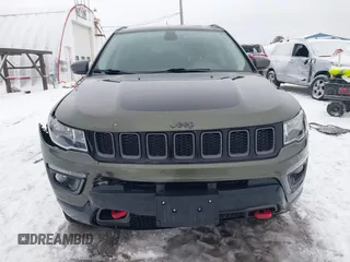 2018 Jeep Compass Trailhawk with VIN 3C4NJDDB5JT190890, listed as a IAAI auction lot 41251405 with 35,320 mi miles and . Bid and sale history available at carsss.com. Image 12.