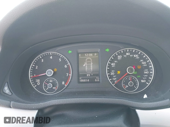 2013 Volkswagen Passat SE with VIN 1VWBH7A36DC001528, listed as a IAAI auction lot 42568026 with 186,814 mi miles and . Bid and sale history available at DreamBid. Image 7.