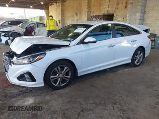 2019 Hyundai Sonata SEL with VIN 5NPE34AF2KH806872, listed as a IAAI auction lot 41825437 with 103,281 mi miles and . Bid and sale history available at DreamBid. Image 17.