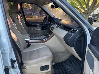 2011 Land Rover Range Rover Sport HSE with VIN SALSF2D4XBA269774, listed as a Copart auction lot 56608025 with 180,700 mi miles and Clean title. Bid and sale history available at DreamBid. Image 5.