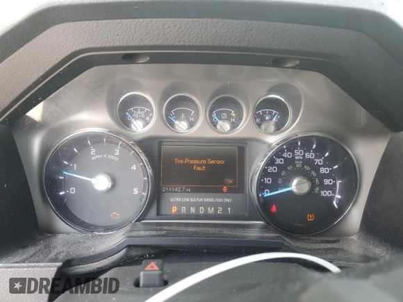 2011 Ford F-250 XL with VIN 1FT7W2BT0BEB08494, listed as a Copart auction lot 59705895 with 211,142 mi miles and Clean title. Bid and sale history available at DreamBid. Image 9.