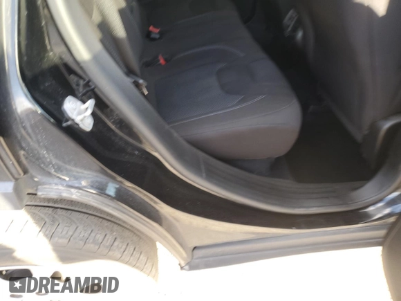 2019 Jeep Cherokee Latitude с VIN 1C4PJLCB6KD490448, выставлен на аукционе Copart как лот 43361195 с пробегом 97 278 миль миль и Списание • Salvage title. История ставок и продаж доступна на DreamBid. Изображение 12.