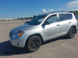 2007 Toyota RAV4 with VIN JTMBK33V476016205, listed as a IAAI auction lot 41685885 with 224,811 mi miles. Bid and sale history available at carsss.com. Image 17.