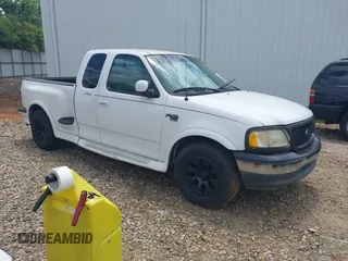 2000 Ford F-150 XL with VIN 1FTRX07W7YKB38454, listed as a IAAI auction lot 42185983 with 260,423 mi miles and . Bid and sale history available at DreamBid. Image 1.
