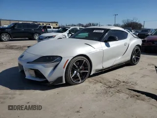 2021 Toyota GR Supra 3.0 with VIN WZ1DB0C00MW041840, listed as a Copart auction lot 43144635 with 6,213 mi miles and Salvage Title. Bid and sale history available at carsss.com. Image 1.