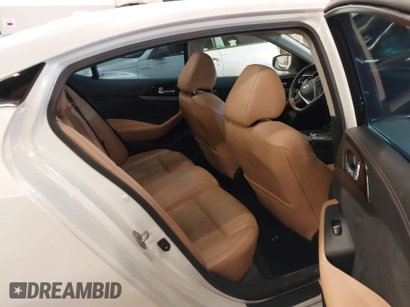 2016 Nissan Maxima SL with VIN 1N4AA6AP2GC399721, listed as a IAAI auction lot 41818252 with 64,386 mi miles and . Bid and sale history available at DreamBid. Image 8.