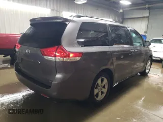 2011 Toyota Sienna LE AAS with VIN 5TDKK3DCXBS095708, listed as a Copart auction lot 87407754 with 208,356 mi miles and Salvage Title. Bid and sale history available at DreamBid. Image 3.