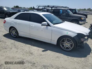 2013 Mercedes-Benz E 350 Luxury with VIN WDDHF5KB1DA664178, listed as a Copart auction lot 59930545 with 210,259 mi miles and Salvage title. Bid and sale history available at DreamBid. Image 4.
