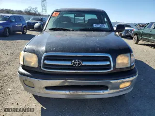 2001 Toyota Tundra Ltd with VIN 5TBBT48111S194257, listed as a Copart auction lot 45520555 with 318,665 mi miles and Salvage Title. Bid and sale history available at carsss.com. Image 5.