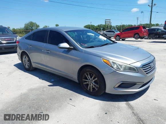 2017 Hyundai Sonata 2.4L with VIN 5NPE24AF2HH487503, listed as a IAAI auction lot 42029788 with 165,280 mi miles and . Bid and sale history available at carsss.com. Image 1.