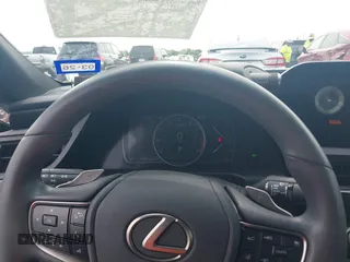 2022 Lexus ES 350 with VIN 58ADZ1B16NU125009, listed as a IAAI auction lot 42483683 with 14,082 mi miles and . Bid and sale history available at DreamBid. Image 7.