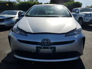 2019 Toyota Prius L Eco z VIN JTDKARFU5K3077176, wystawiony jako Copart lot #57304345 z przebiegiem 110 745 mil mil oraz Szkoda całkowita • Salvage title. Historia ofert i sprzedaży dostępna na DreamBid. Obrazek 5.