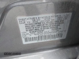 2015 Nissan Sentra SL z VIN 3N1AB7AP1FY327401, wystawiony jako IAAI lot #42425474 z przebiegiem 137 973 mil mil oraz . Historia ofert i sprzedaży dostępna na DreamBid. Obrazek 9.