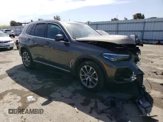 2022 BMW X5 xDrive40i with VIN 5UXCR6C01N9M94890, listed as a Copart auction lot 45261973 with Not Provided miles. Bid and sale history available at carsss.com. Image 4.