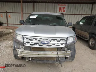 2018 Ford Explorer XLT с VIN 1FM5K7D83JGC26840, выставлен на аукционе IAAI как лот 42248170 с пробегом 128 599 миль миль и . История ставок и продаж доступна на DreamBid. Изображение 12.