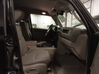 2006 Jeep Commander with VIN 1J8HG48K76C238763, listed as a IAAI auction lot 41802246 with 89,560 mi miles. Bid and sale history available at carsss.com. Image 5.