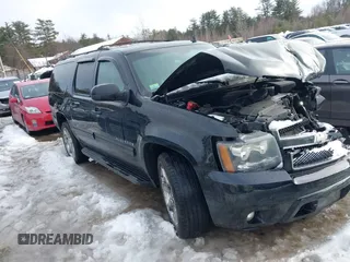 2011 Chevrolet Suburban LT with VIN 1GNSKJE31BR230826, listed as a IAAI auction lot 41556997 with 163,854 mi miles. Bid and sale history available at carsss.com. Image 1.