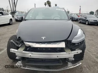 2024 Tesla Model Y с VIN 7SAYGDED4RF045915, выставлен на аукционе Copart как лот 55170415 с пробегом 13 234 миль миль и Списание • Salvage title. История ставок и продаж доступна на DreamBid. Изображение 5.