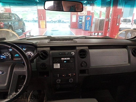 2014 Ford F-150 XL with VIN 1FTMF1CM2EKE59420, listed as a IAAI auction lot 42819177 with 57,030 mi miles and . Bid and sale history available at DreamBid. Image 18.