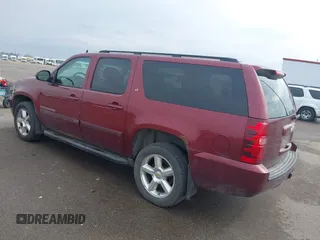 2008 Chevrolet Suburban 2LT with VIN 3GNFK16348G159436, listed as a IAAI auction lot 41981116 with Not Provided miles and . Bid and sale history available at DreamBid. Image 3.