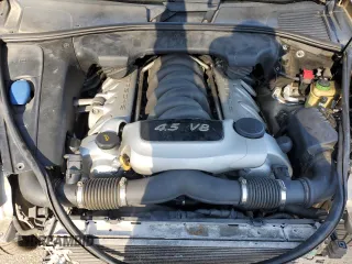 2004 Porsche Cayenne S with VIN WP1AB29P54LA74480, listed as a Copart auction lot 74620814 with 139,138 mi miles and Salvage Title. Bid and sale history available at carsss.com. Image 12.