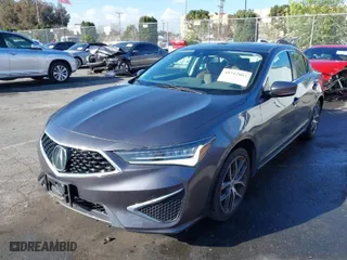 2019 Acura ILX w/Premium Pkg with VIN 19UDE2F74KA009785, listed as a IAAI auction lot 41712067 with 27,575 mi miles. Bid and sale history available at carsss.com. Image 2.