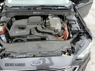 2019 Ford Fusion SE with VIN 3FA6P0LU9KR134499, listed as a Copart auction lot 84469425 with 128,578 mi miles and Salvage title. Bid and sale history available at DreamBid. Image 13.