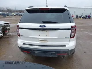 2014 Ford Explorer Sport z VIN 1FM5K8GT3EGB49107, wystawiony jako IAAI lot #41400418 z przebiegiem 150 755 mil mil oraz . Historia ofert i sprzedaży dostępna na DreamBid. Obrazek 16.