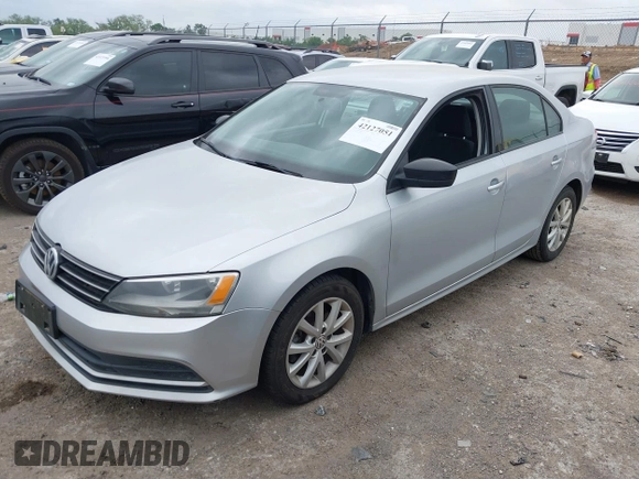 2015 Volkswagen Jetta Sedan 1.8T SE with VIN 3VWD17AJ0FM309503, listed as a IAAI auction lot 42127051 with 223,725 mi miles. Bid and sale history available at carsss.com. Image 2.