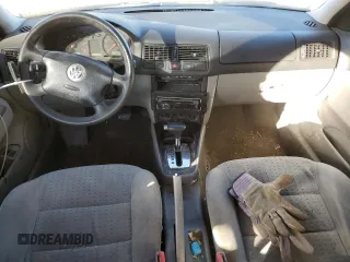 1999 Volkswagen Golf z VIN WVWGA31J8XW366526, wystawiony jako Copart lot #84634354 z przebiegiem 84 593 mil mil oraz Szkoda całkowita • Salvage title. Historia ofert i sprzedaży dostępna na DreamBid. Obrazek 8.